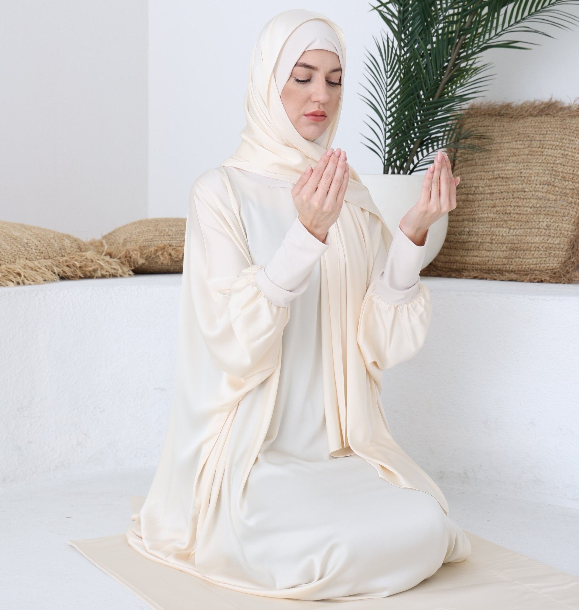 Prayer Abaya Fashion By Shehna