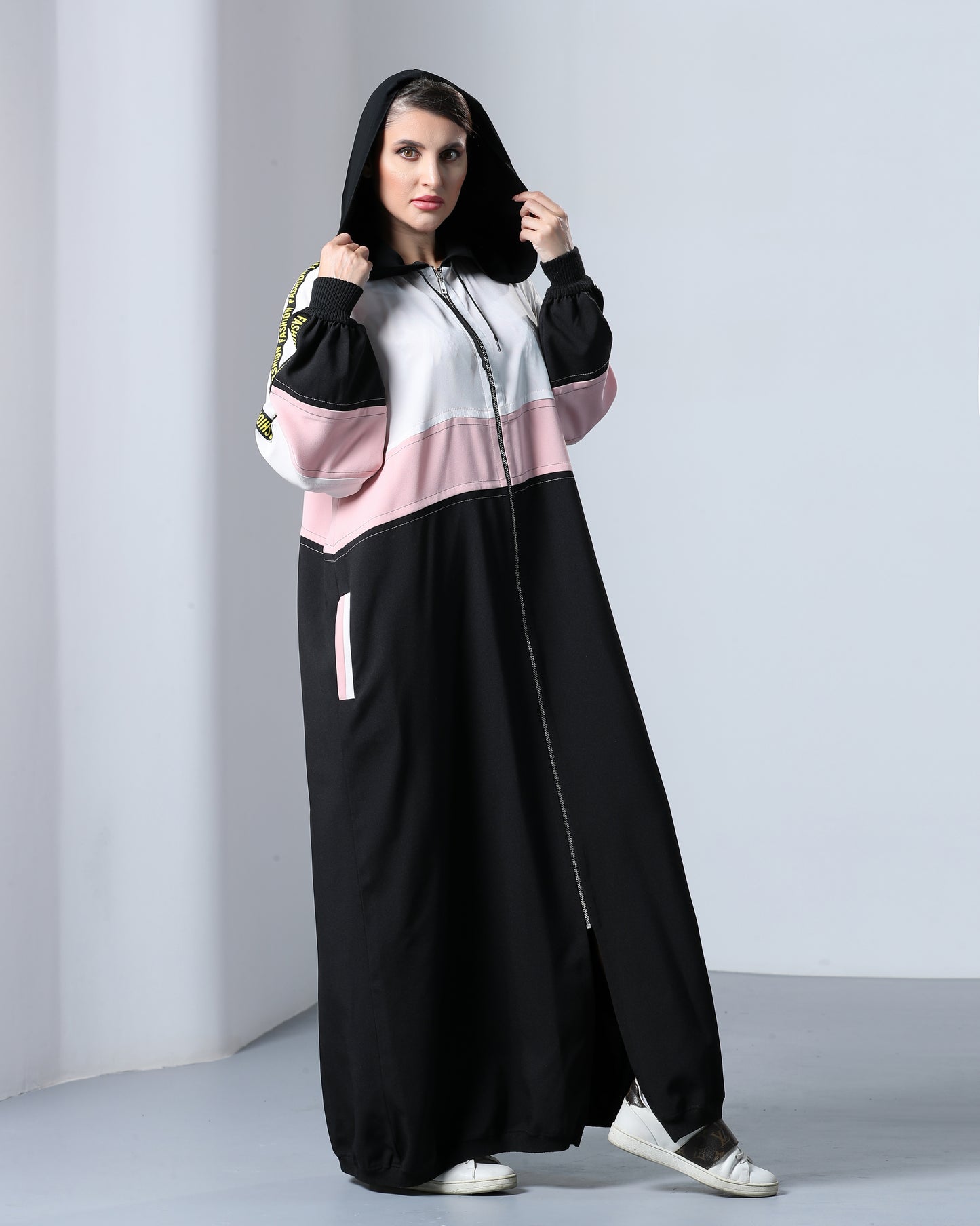 Sporty Fashion Stripe Abaya